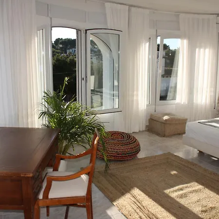Βίλα Beautiful With Pool, Barbecue, And Garden *