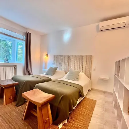 Beautiful With Pool, Barbecue, And Garden Villa Jávea